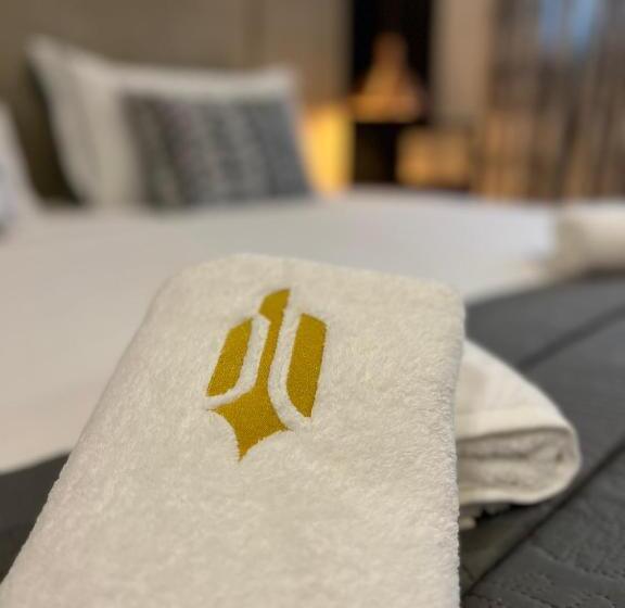 자쿠지 스위트, Elite Luxury Boutique