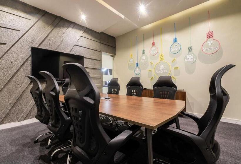 آپارتمان 1 خوابه با بالکن, George Residence, Parkview Ikoyi