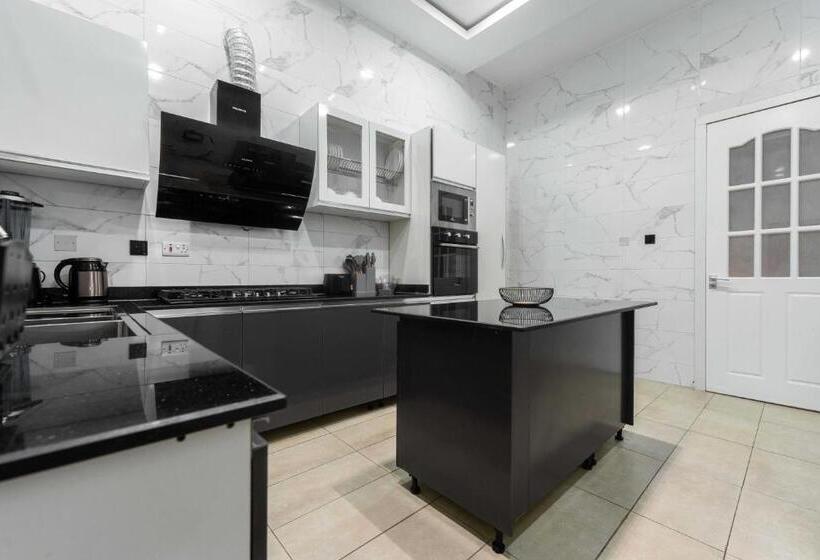آپارتمان 1 خوابه با تراس, George Residence, Parkview Ikoyi