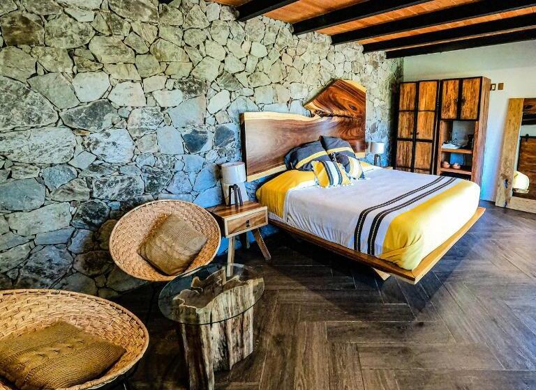 חדר דלוקס עם מרפסת, La Toscanía Tapalpa Resort & Agroturismo