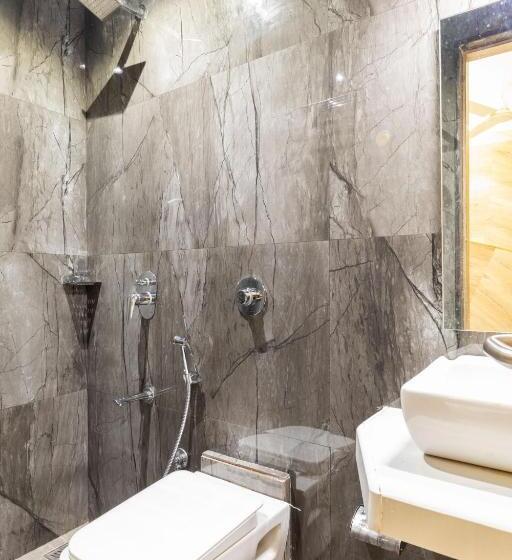 اتاق لوکس, O Rooms Near Mumbai International Airport