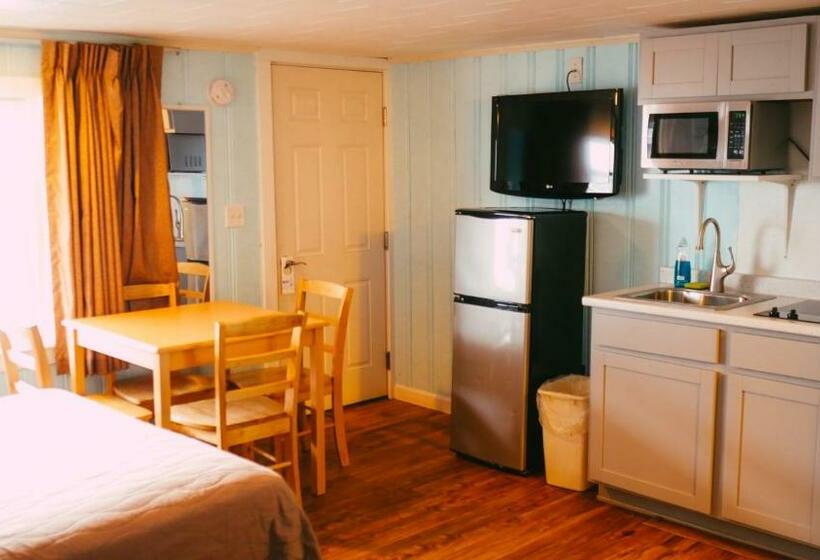 Номер Стандарт 2 Двуспальные Кровати, Marguerite Motel