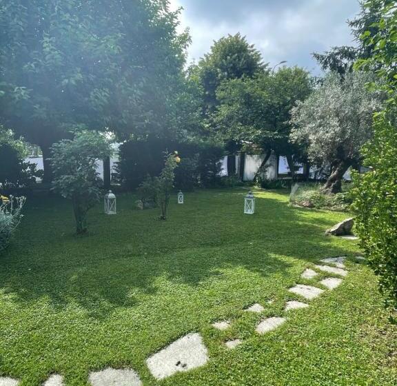 اتاق استاندارد, La Valle Incantata