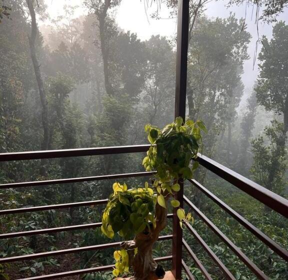 스탠다드 발코니 룸, Coffee Cradle Wayanad Luxuorios Private Tree House   Inside 2 Acre Coffee Plantation Wetlands Wayana
