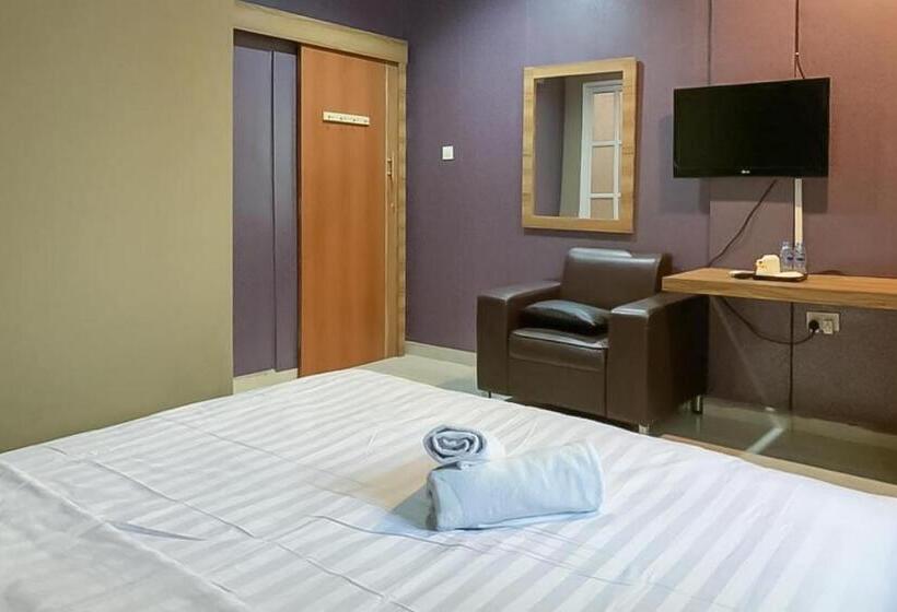 Номер Стандарт, Reddoorz Syariah @ Jl D I Panjaitan Batu 7 Tanjung Pinang