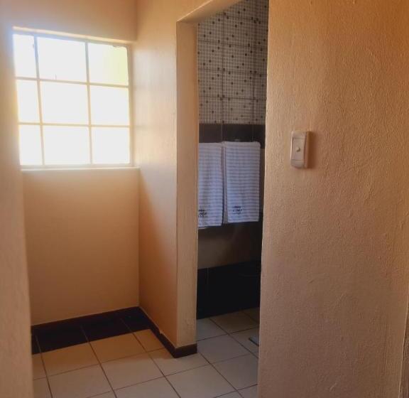اتاق لوکس, Home Life Guesthouse