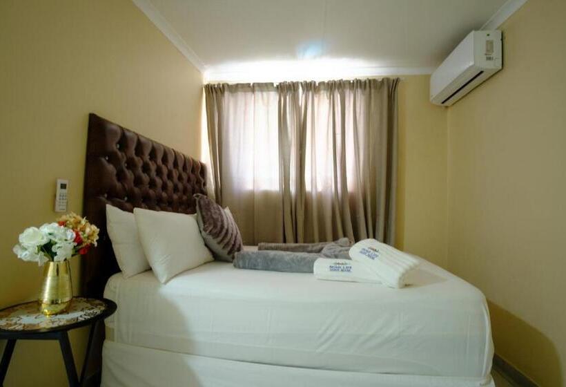 اتاق لوکس, Home Life Guesthouse