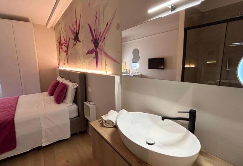 اتاق سوپریور با تخت بزرگ, San Lorenzo Luxury Boutique