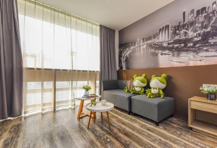 اتاق لوکس با تخت دو نفره بزرگ, Heye International Youth Hostel