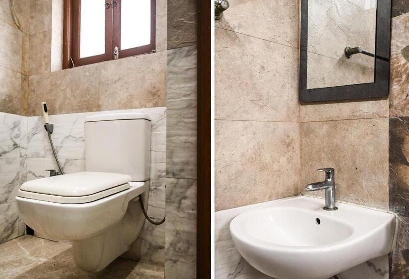 Quarto Triplo Clássico, O Shraddha Residency 2