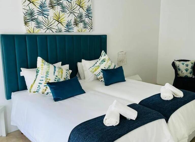 اتاق استاندارد, Tropicana Guesthouse