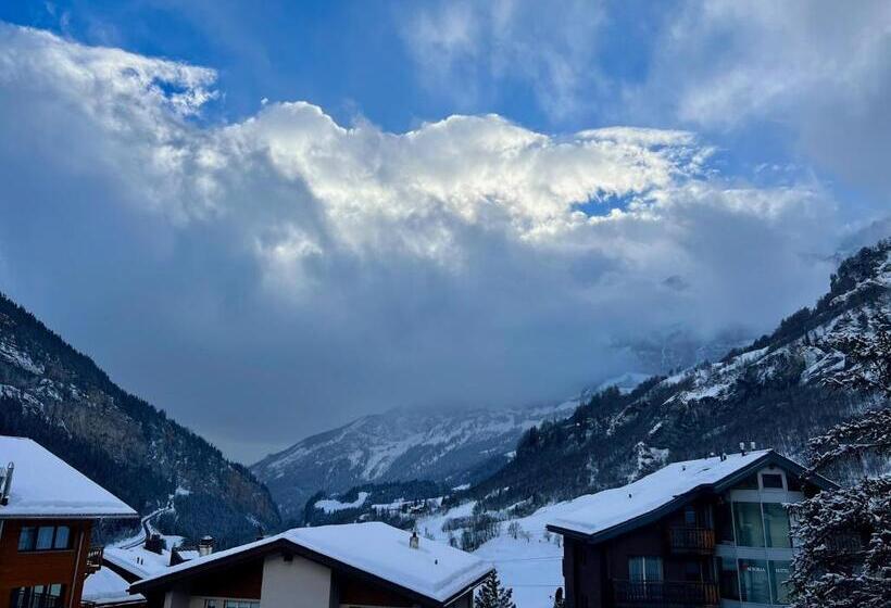 استودیوی سوپریور, Matterhof