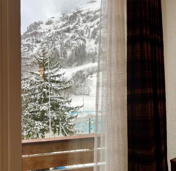 استودیوی سوپریور, Matterhof
