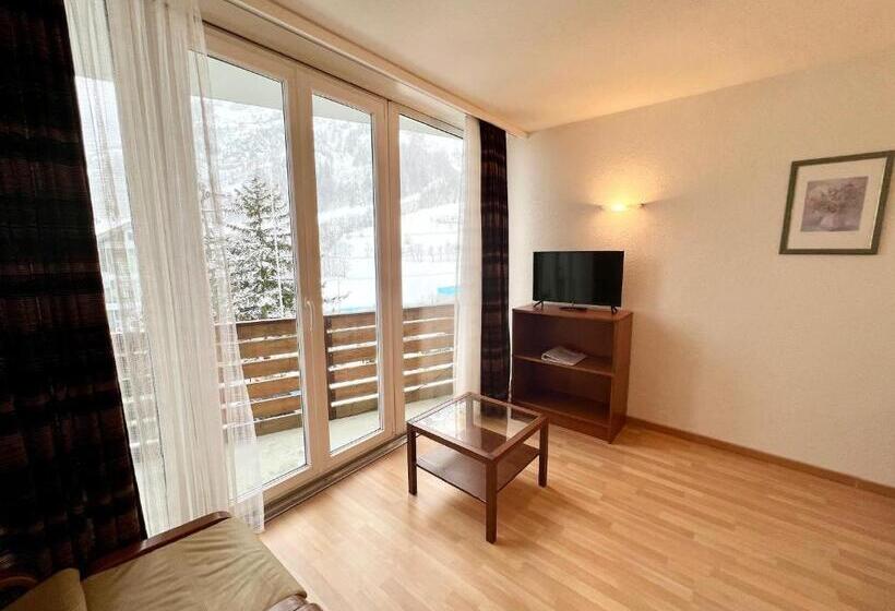 استودیوی سوپریور, Matterhof