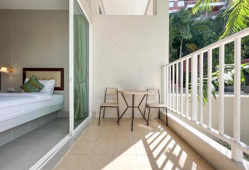 Номер Deluxe, Tri S Miracle Kata Beach Side