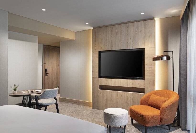 اتاق پرمیوم, Crowne Plaza Istanbul   Ortakoy Bosphorus, An Ihg