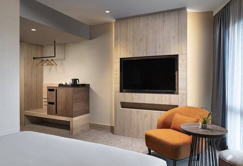اتاق استاندارد برای معلولان, Crowne Plaza Istanbul   Ortakoy Bosphorus, An Ihg