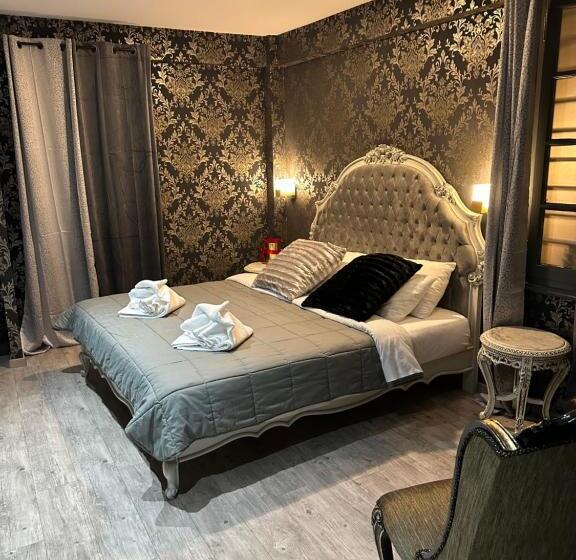 Номер Deluxe с Видом, Roh Suites