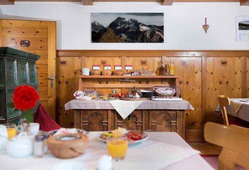 标准间, Haus Veidlis, Familie Obkircher