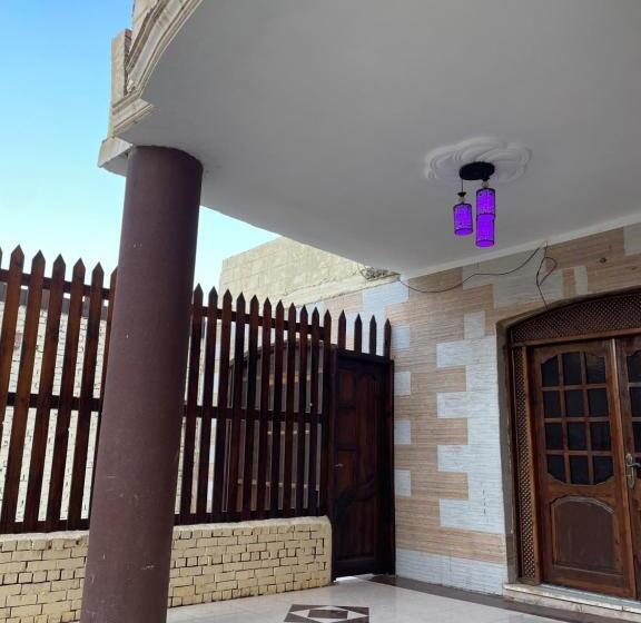 اتاق استاندارد با تراس, Cleopatra Pyramids Villa