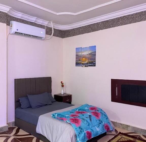 اتاق سوپریور, Cleopatra Pyramids Villa