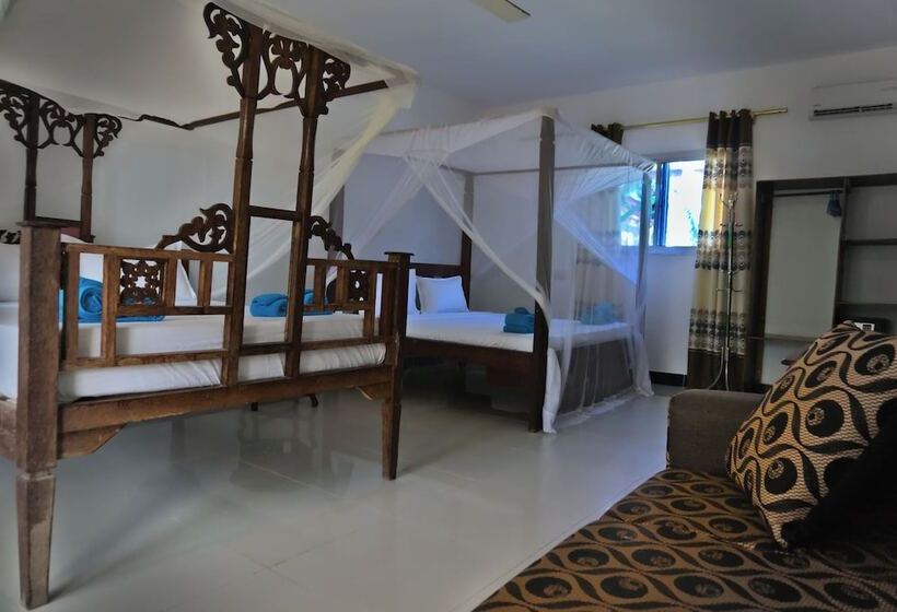 اتاق خانوادگی با چشم‌انداز دریا, Cocolala Beach House