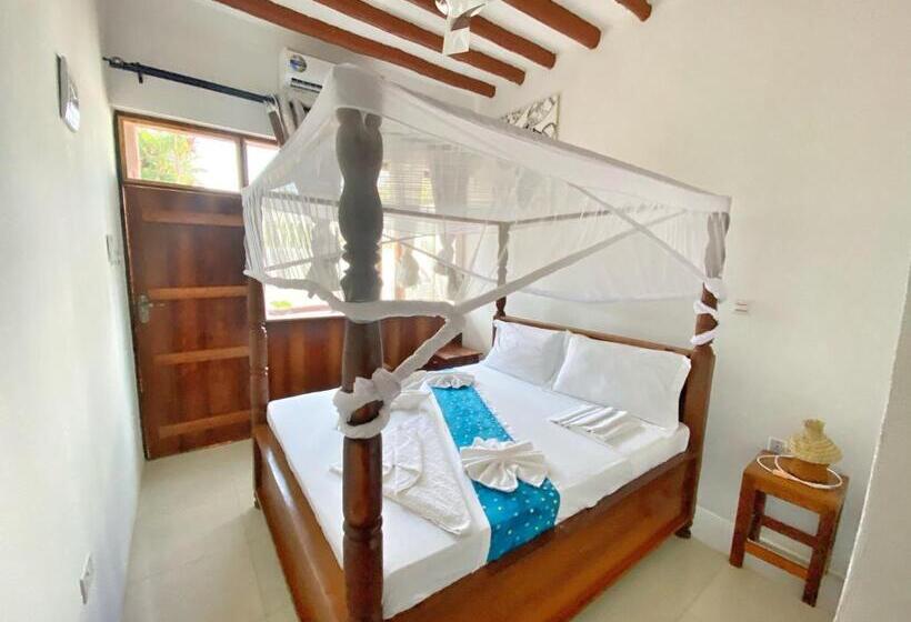 اتاق لوکس, Utulivu Bungalow
