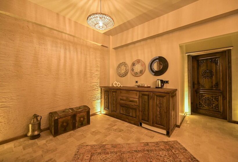 Family Suite, Louis Cappadocia