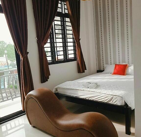 اتاق لوکس با بالکن, Hanh Phat 2 Guesthouse