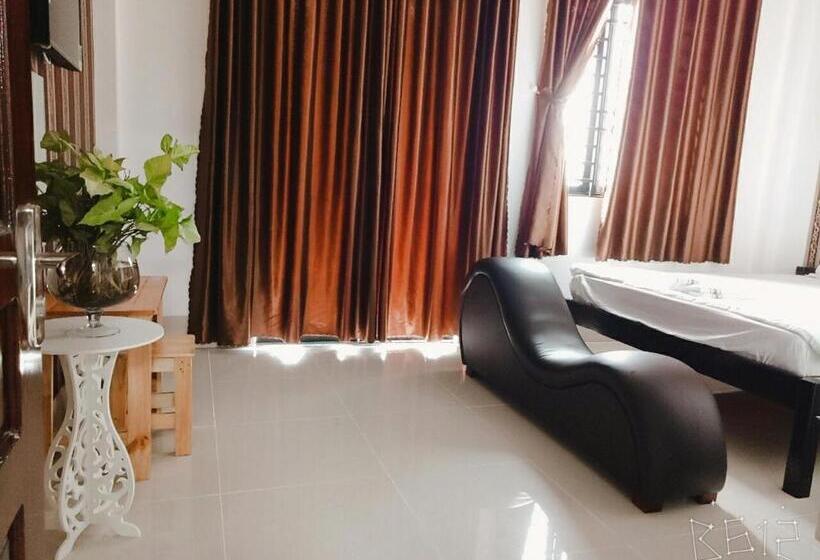 اتاق لوکس با بالکن, Hanh Phat 2 Guesthouse