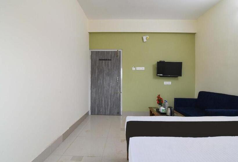 اتاق کلاسیک سه تخته, Oyo Flagship Hotel Krishna