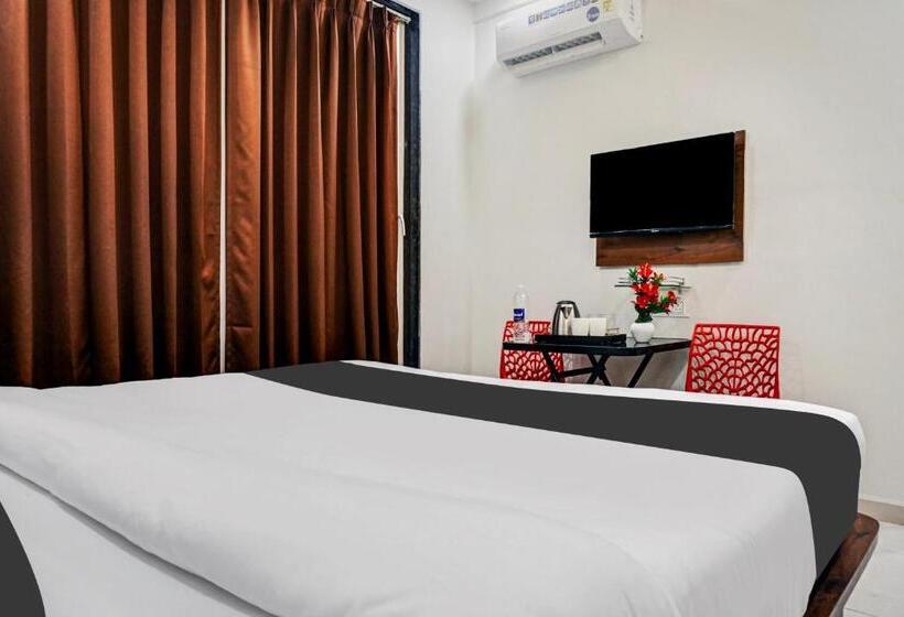 Трехместный Номер Классика, Fabhotel Bliss Executive