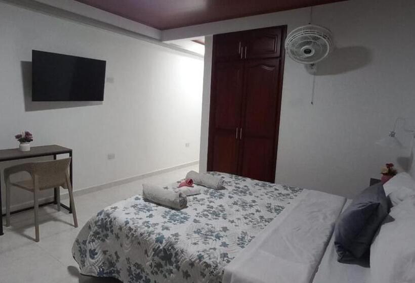 Habitació Estàndard Vista Muntanya, La Casona De Wiky