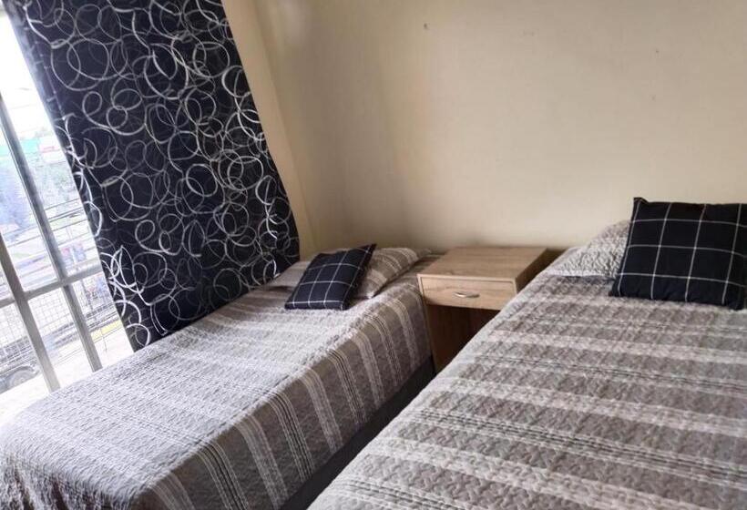 اتاق استاندارد با سرویس بهداشتی مشترک, Hostal Donde Gabriel