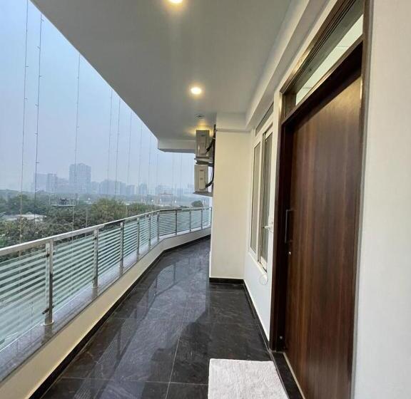 标准间, Fortune Home Noida