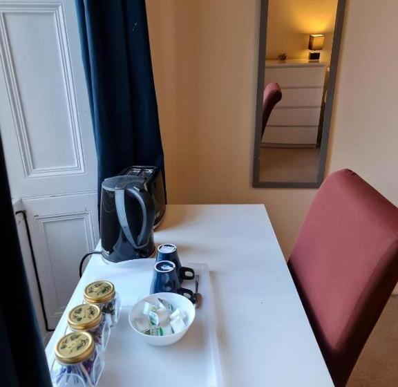 اتاق استاندارد, Cathcart Place Rooms