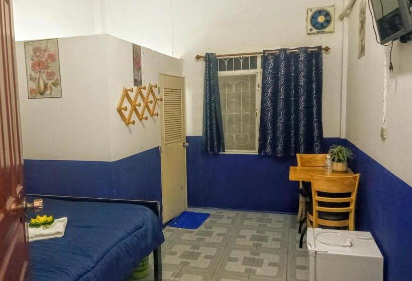 Номер Стандарт, Rene S Pasta Bar & Guesthouse