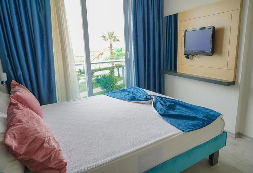 Семейный Номер, Jura Hotels Lara Resort