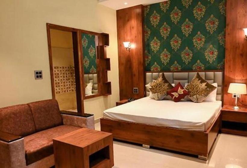 Номер Deluxe, Fabhotel K9 Regency