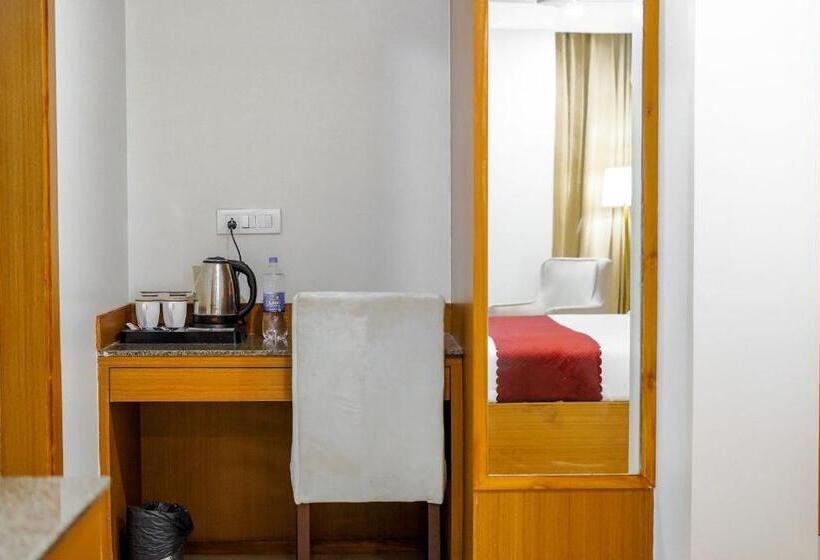 إستوديو قياسى سرير كينج, Saltstayz Executive Serviced Apartment   Unitech Cyber Park & Near Huda City Metro