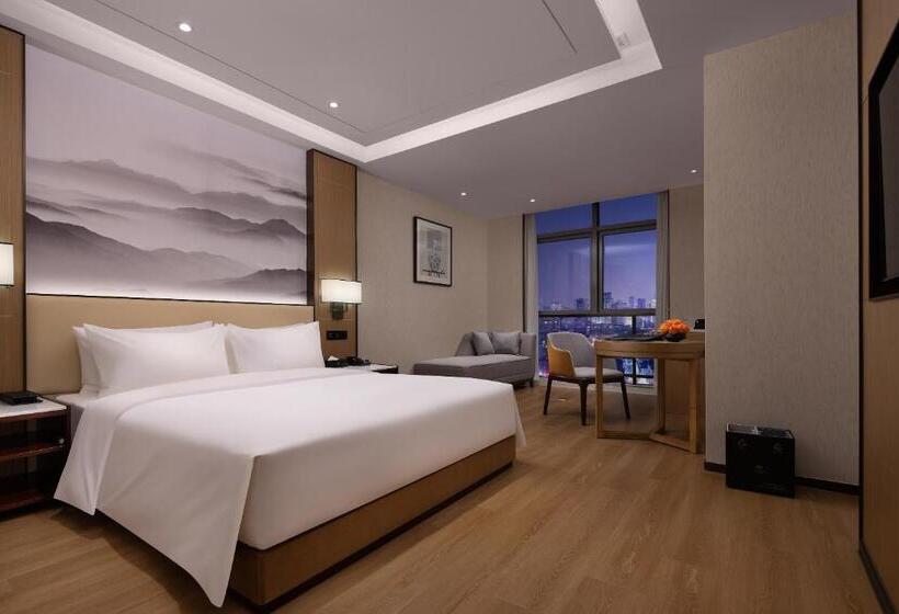 اتاق لوکس با تخت بزرگ, Metropark Hotel Wuhan