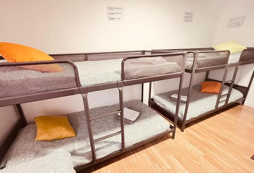 Кровать в Общей Комнате, G & S   Hostel Vila Do Conde