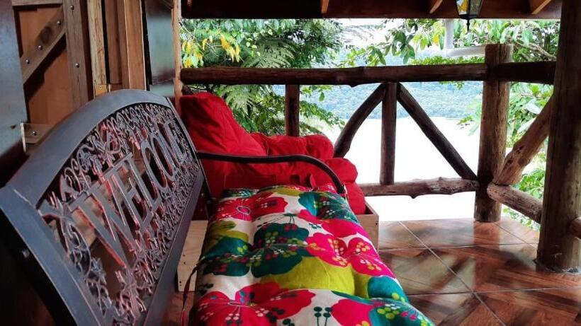 샬레, Restaurante Y Mirador Bosque Alegre