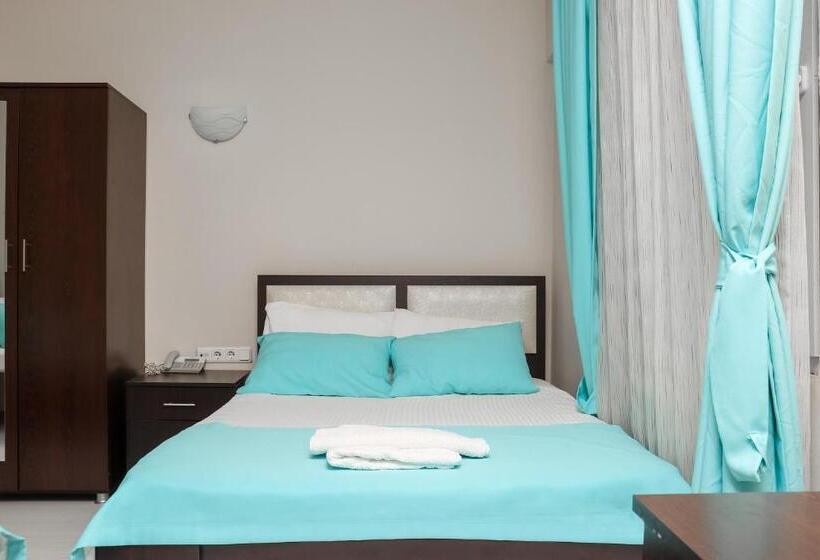 اتاق استاندارد سه نفره, şirin Baba Otel