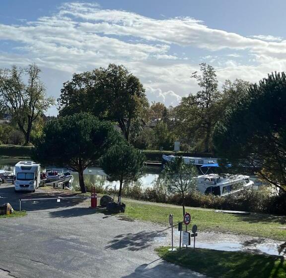 آپارتمان سوپریور 1 خوابه, Les Logis Du Port   Port Canal   Montauban