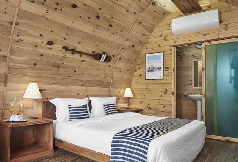 اتاق استاندارد با تخت بزرگ, Pod Village By Independence Hotels