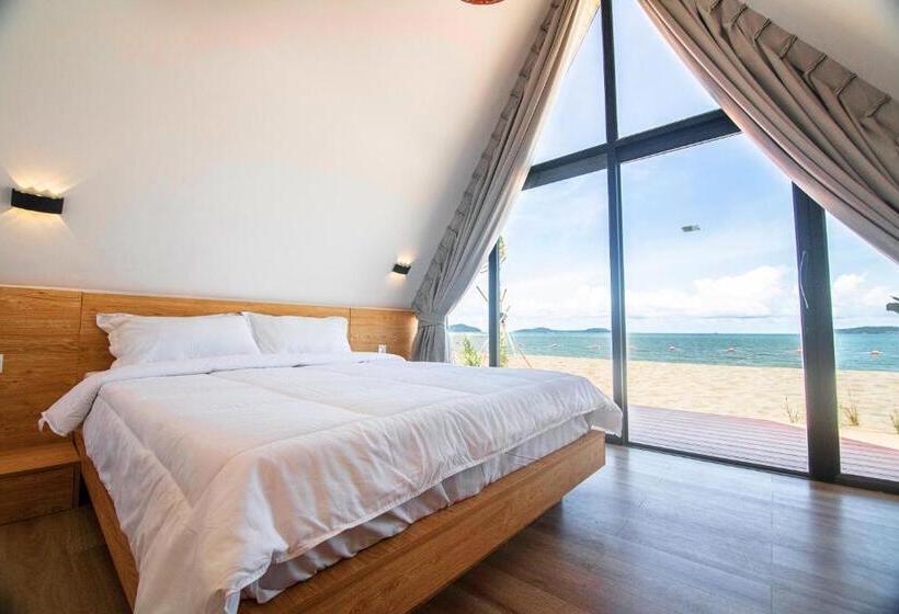 کلبه ییلاقی, Summer Bay Beach Club & Cabins Sihanoukville By Preference