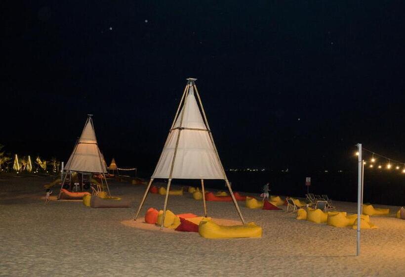 کلبه ییلاقی, Summer Bay Beach Club & Cabins Sihanoukville By Preference