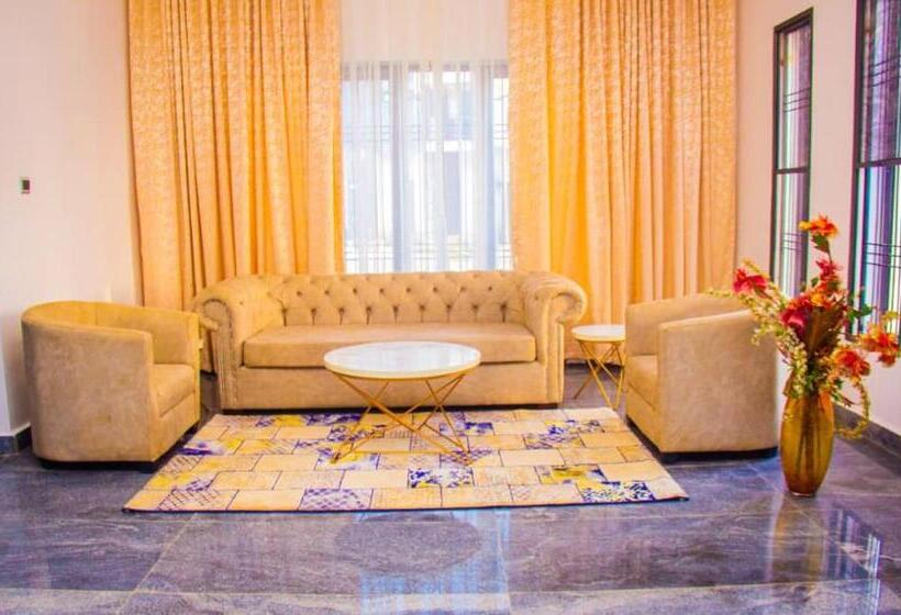 سوییت دوبلکس, Royale Suite Palace