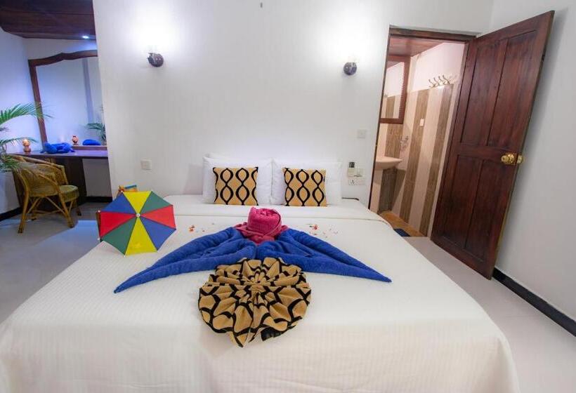 חדר משפחתי, Arugambay Surf Resort